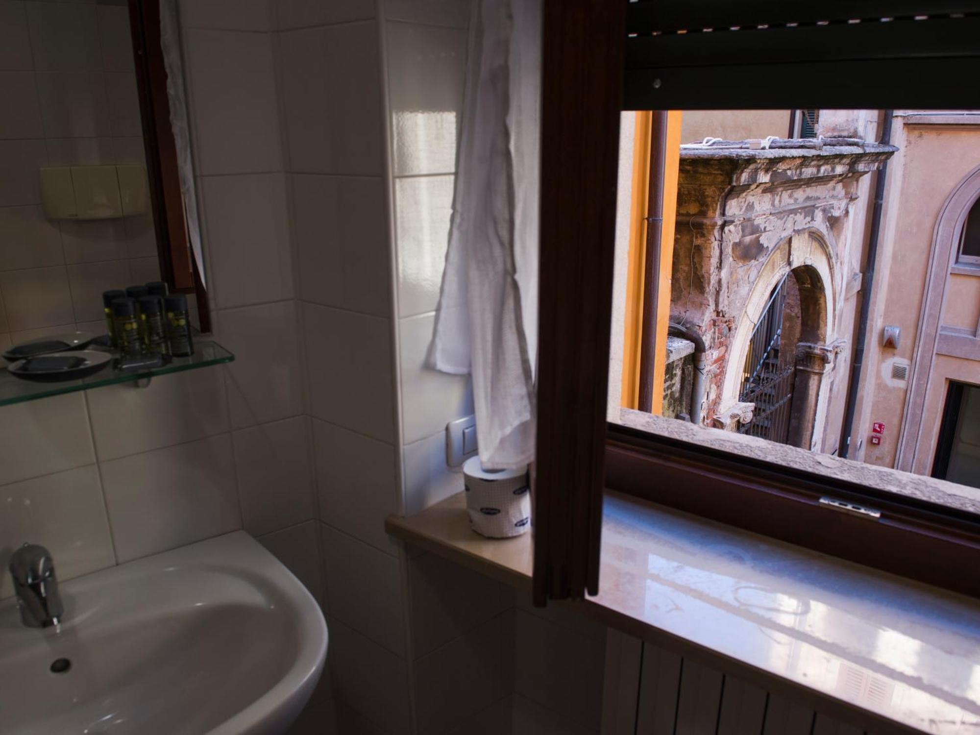 Italianflat - Rentroom Old Town - 200Mt To Arena Vérone Chambre photo