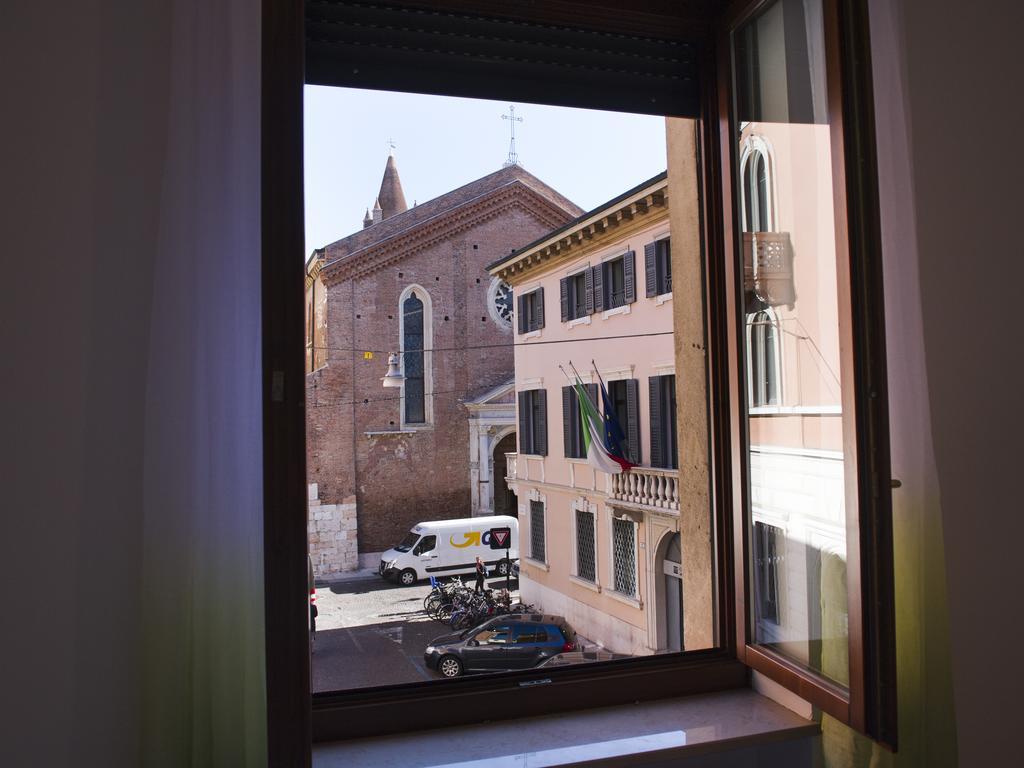 Italianflat - Rentroom Old Town - 200Mt To Arena Vérone Extérieur photo